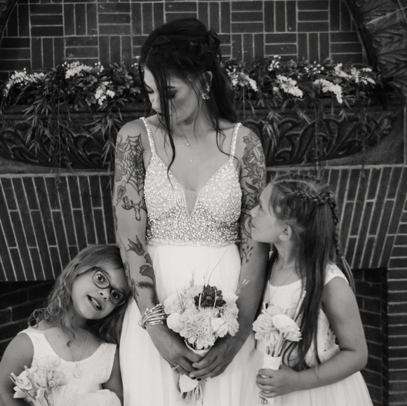 Meet your Posher, Michelle - Picture 2 of 4